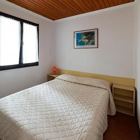 Villaggio Punta Lunga 3*