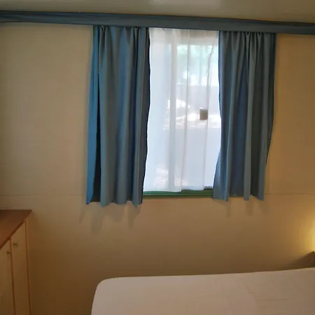 Prázdninový areál Villaggio Punta Lunga 3*