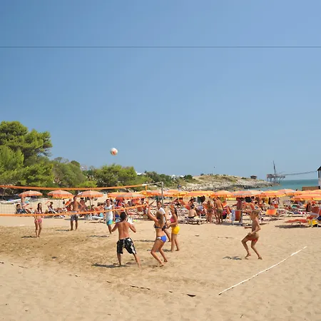Kompleks wypoczynkowy Villaggio Punta Lunga 3*
