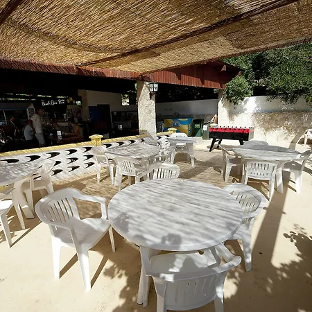 Villaggio Punta Lunga פארק נופש 3*