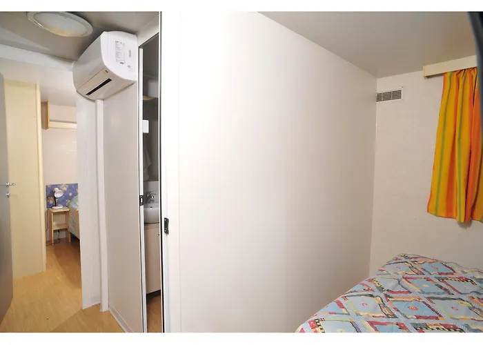 Aldeamento Turístico Villaggio Punta Lunga